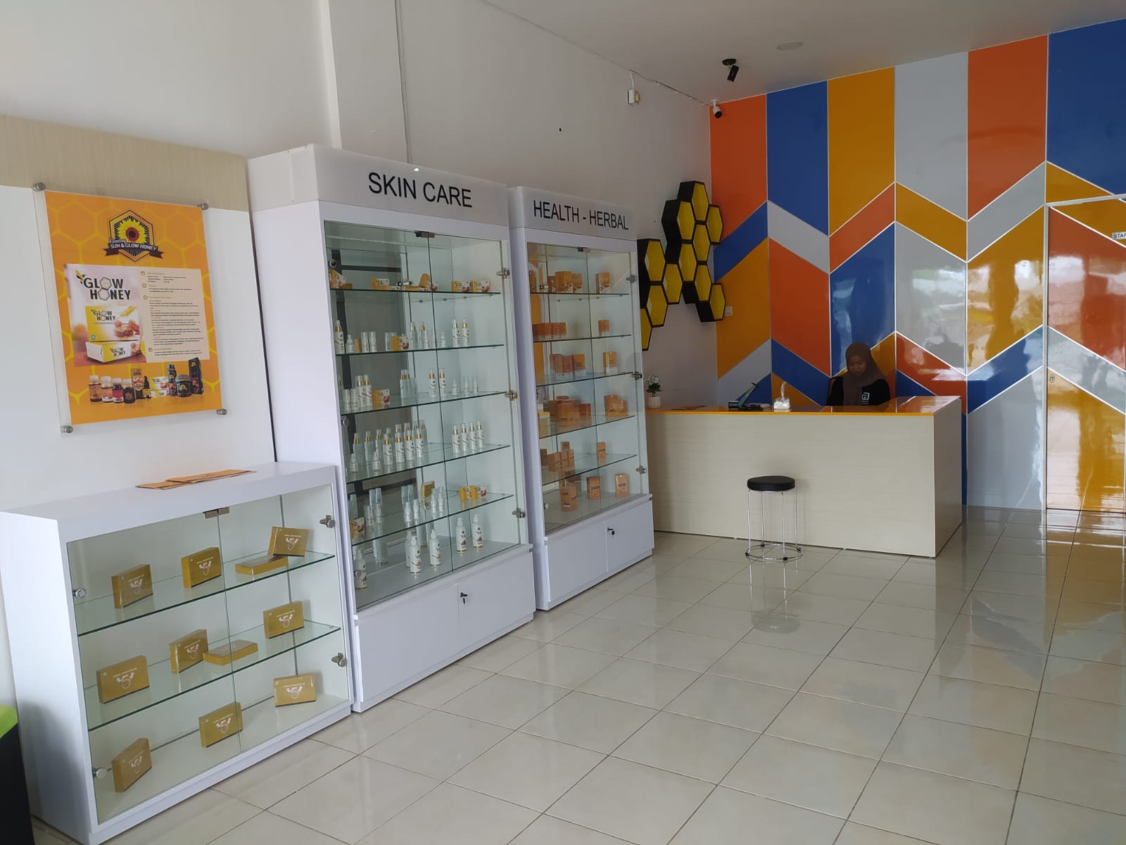 Batam Station Hadirkan Coffee Shop, dan Toko Skincare di