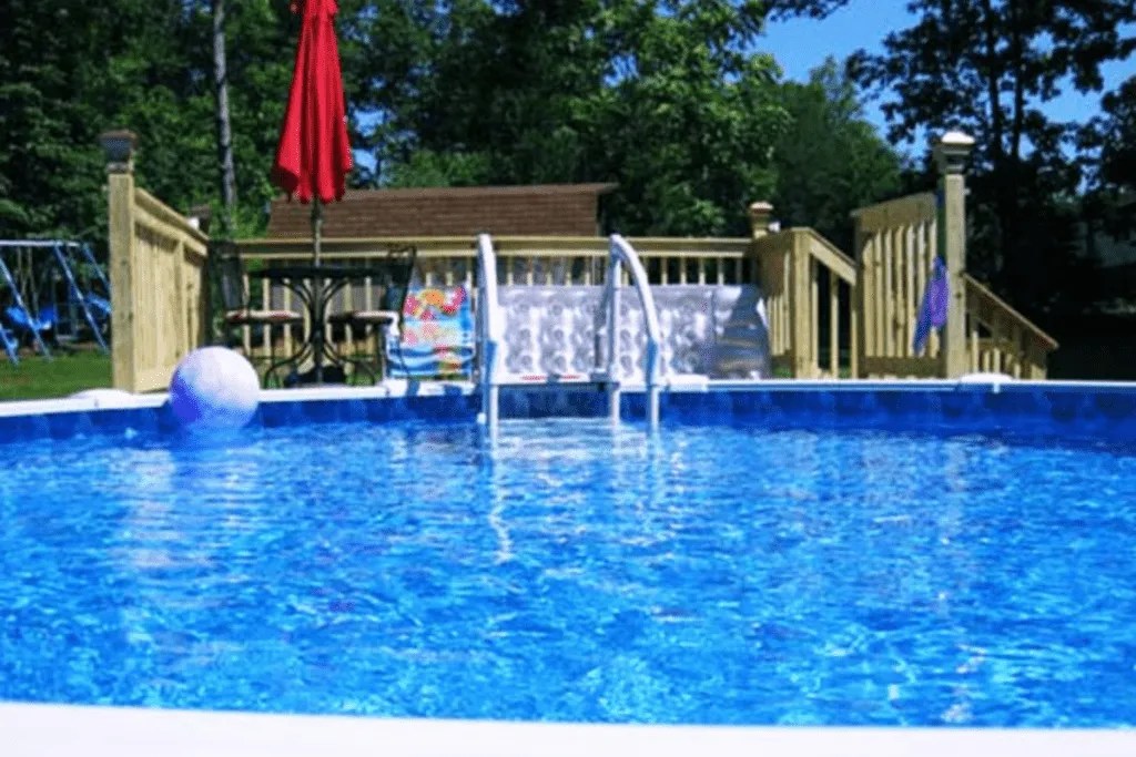 How Much Does a Swimming Pool Weigh? (With Examples) Above Ground