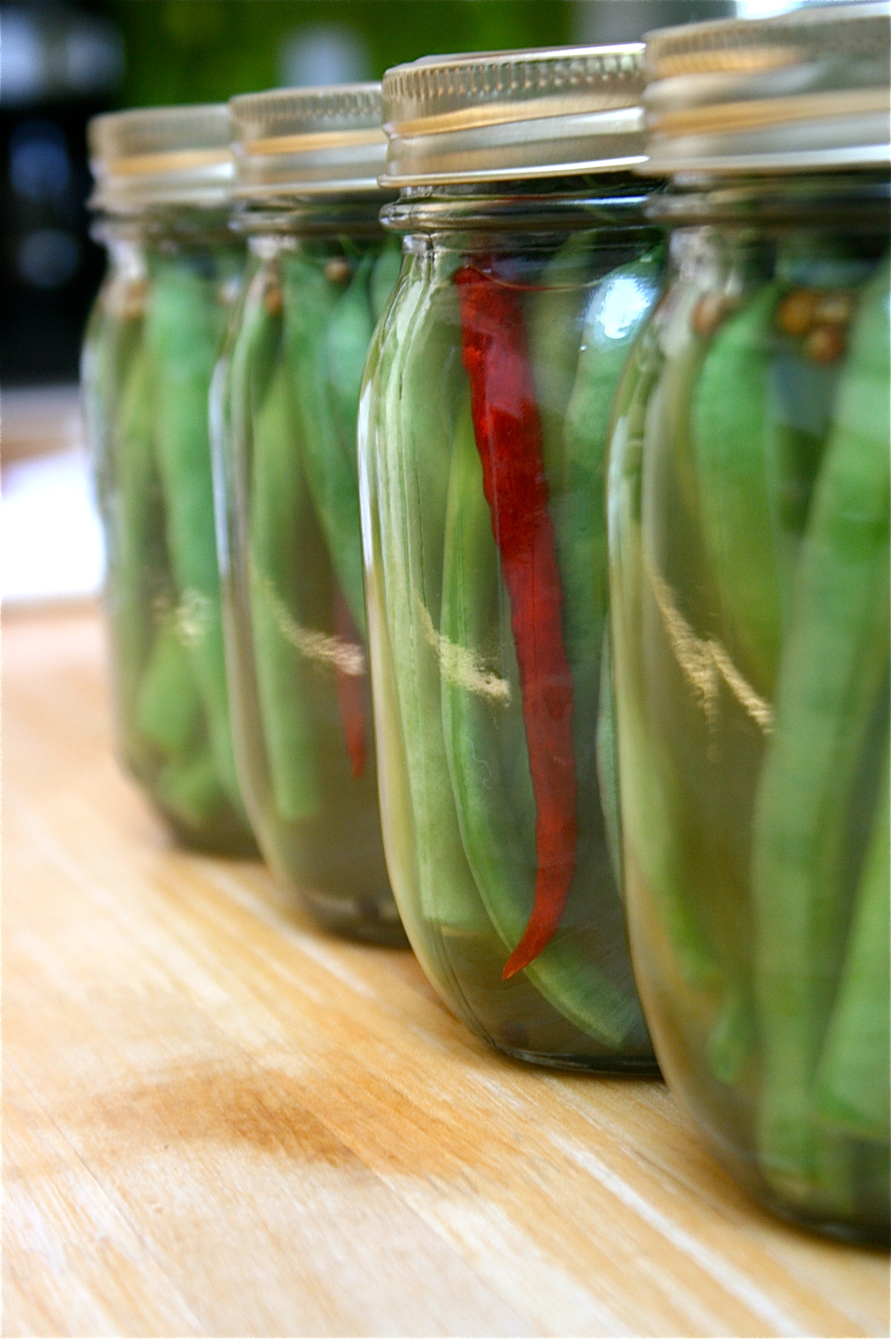 Spicy Pickled Green Beans