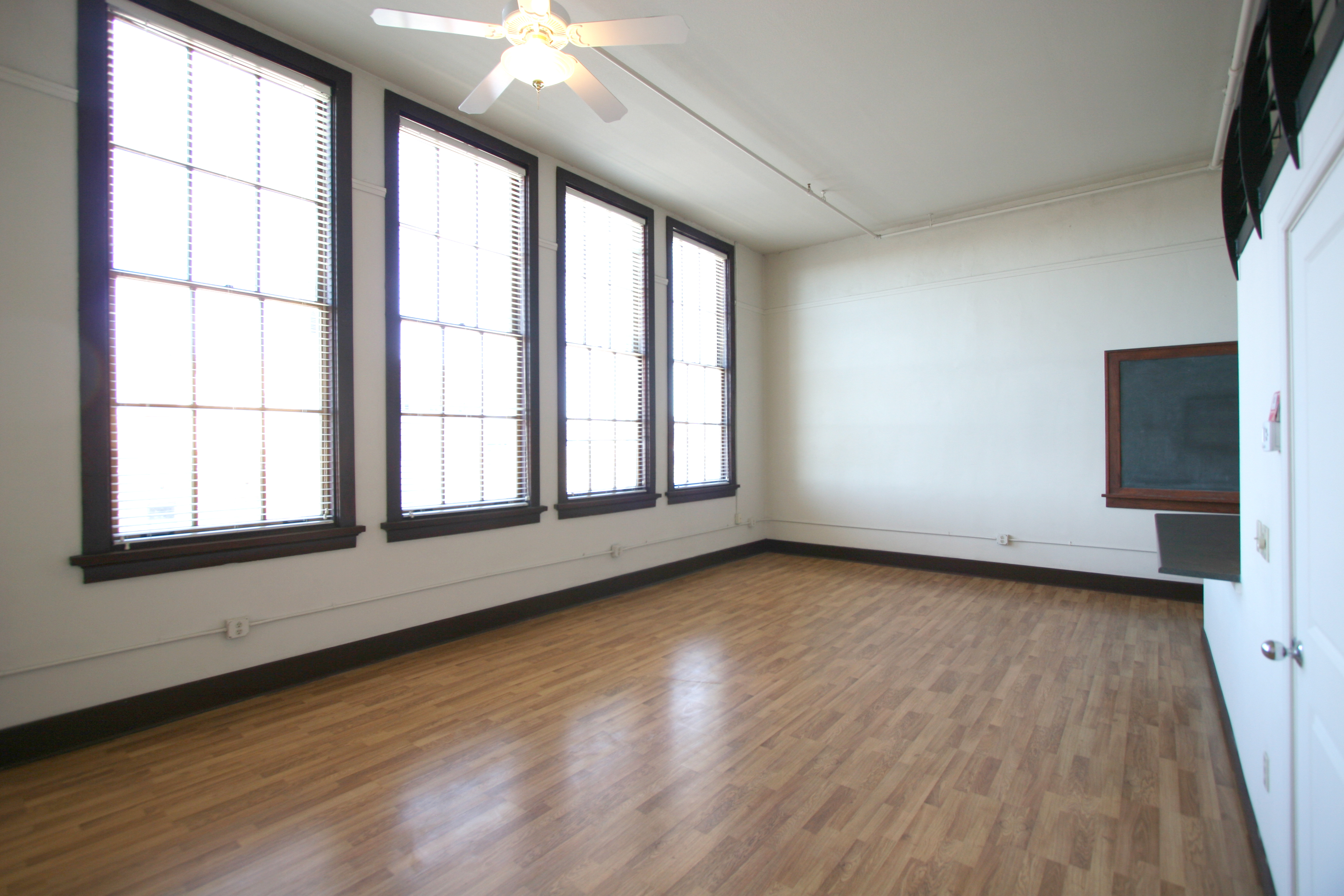 Rent Albuquerque Lofts Lofts at Albuquerque High