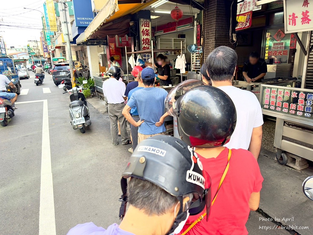 台中烧饼油条30年老店-太平人气早餐，水煎包才10元，想吃先排队！