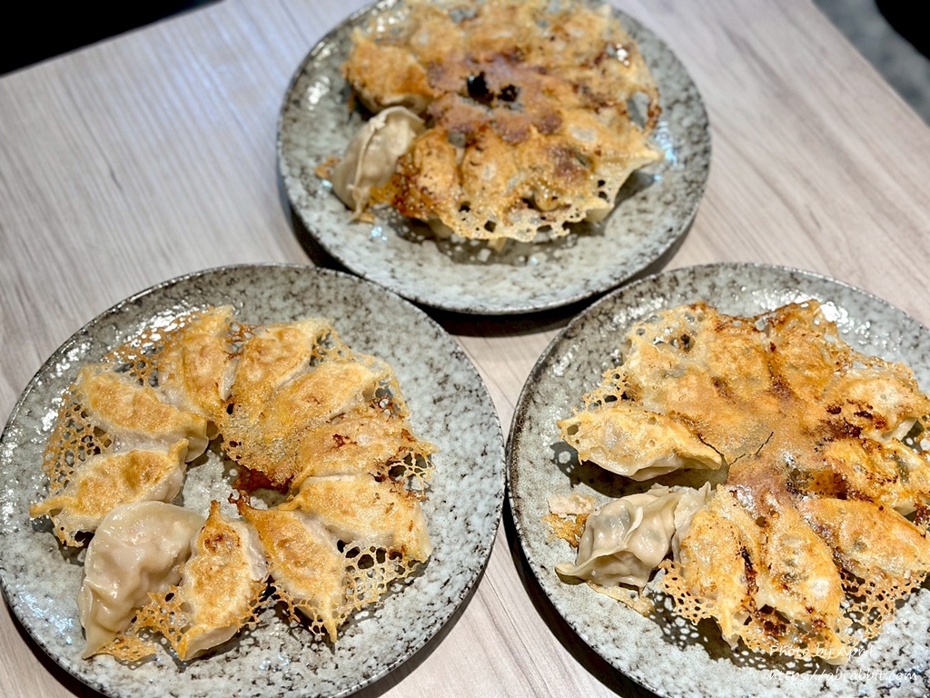 七集雪花煎饺-台中新店报报！近期吃到我喜爱的煎饺在这