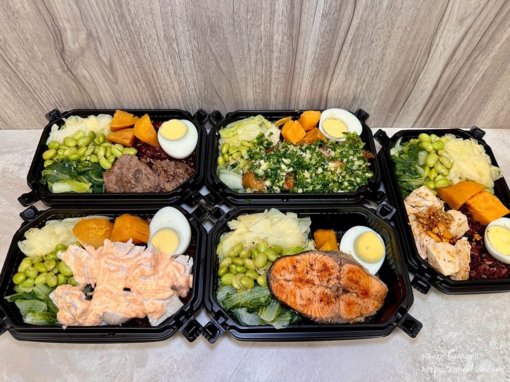 台中北區美食-G本煮藝手作餐盒：永興街低GI健康餐新選擇！人氣蔥鹽雞腿、滷牛腱開箱