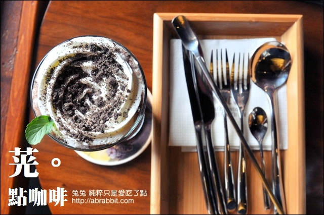 台中鬆餅|茪點咖啡(草悟道綠光店)–超好吃的比利時鬆餅與千層麵@勤美 綠光特區 西區(已歇業)