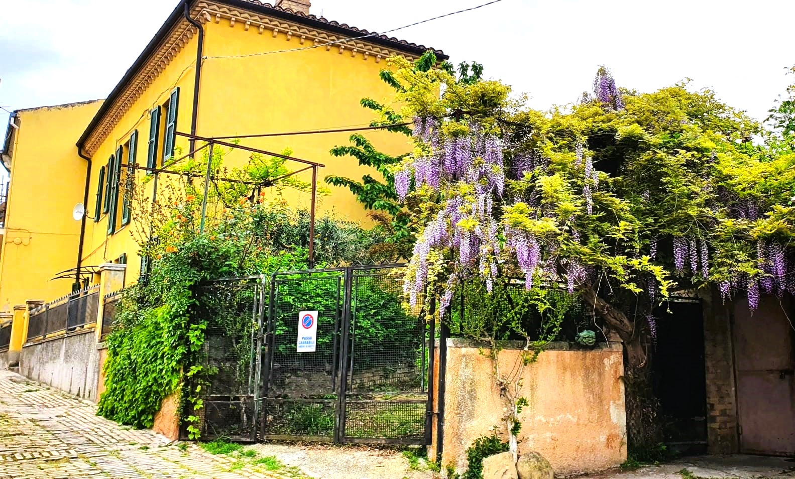 Townhouse for sale in Penne, Italy Abruzzo Reality