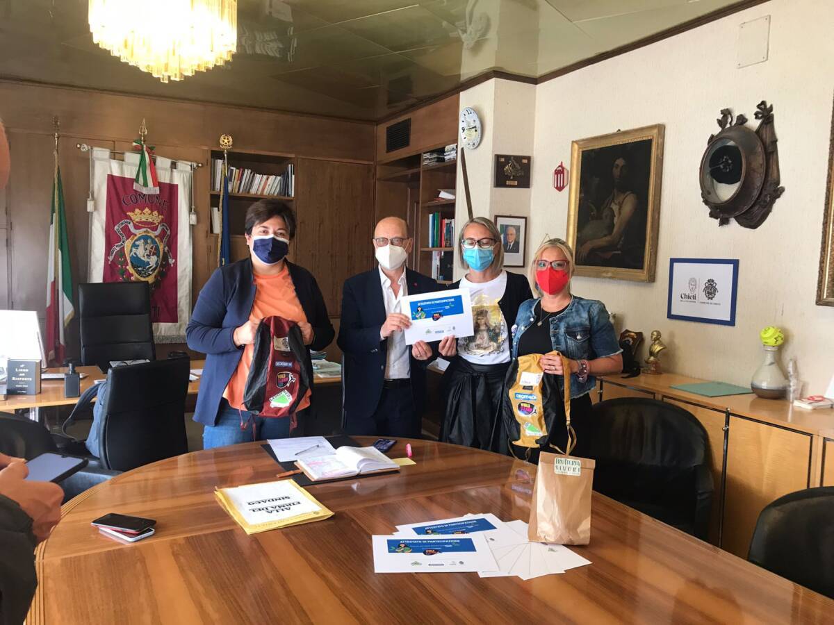 Comune Chieti, World Clean Up Day: Sabato Pulizie Straordinarie Con Decathlon Alla Villa Comunale | Ultime Notizie Di Cronaca Abruzzo - Abruzzoweb 900_x_1200_jpg