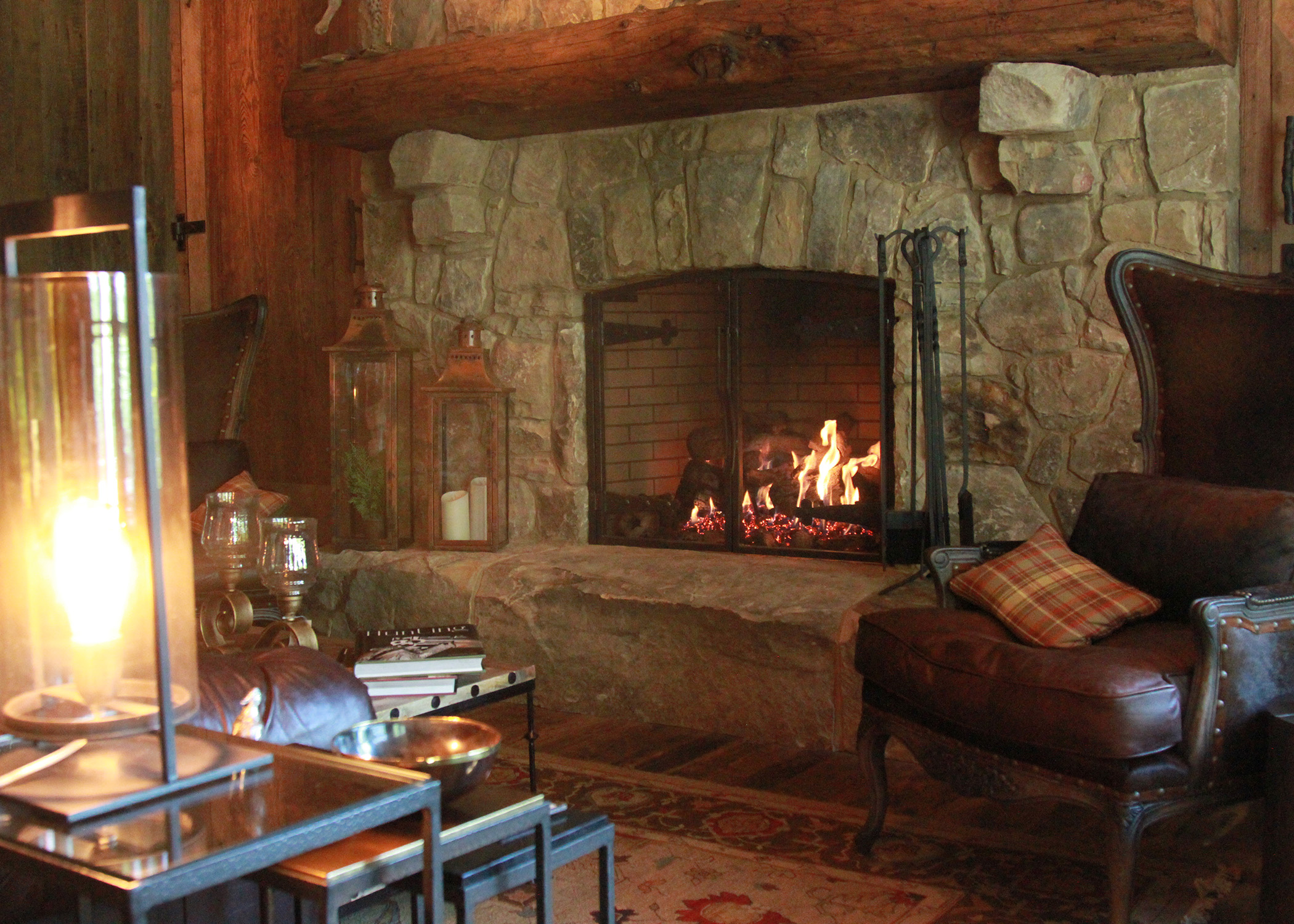 ABSCO Holiday Sale featured in latest TV Commercial ABSCO Fireplace