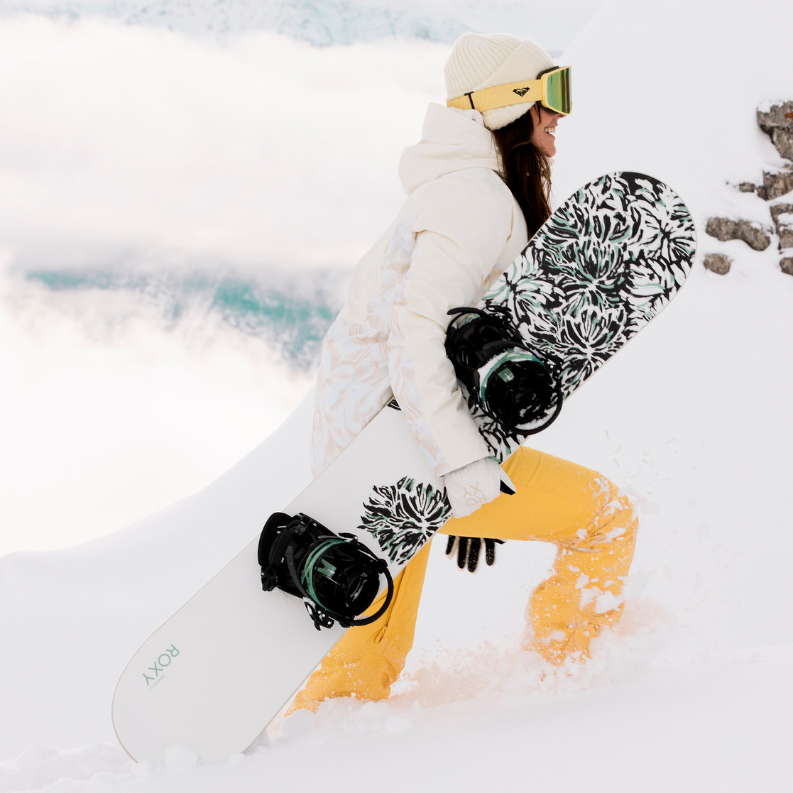 Roxy Raina Women's All Mountain/Freestyle Snowboard 2024