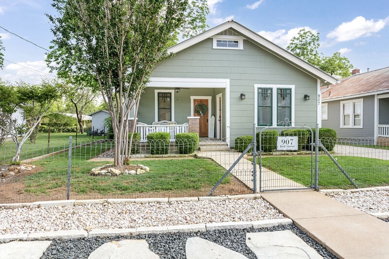 Fredericksburg Vacation Rentals