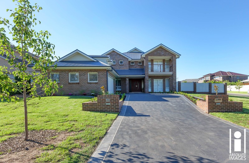 Roberts Estate Agents & Property Managers Harrington Grove Absolute Images