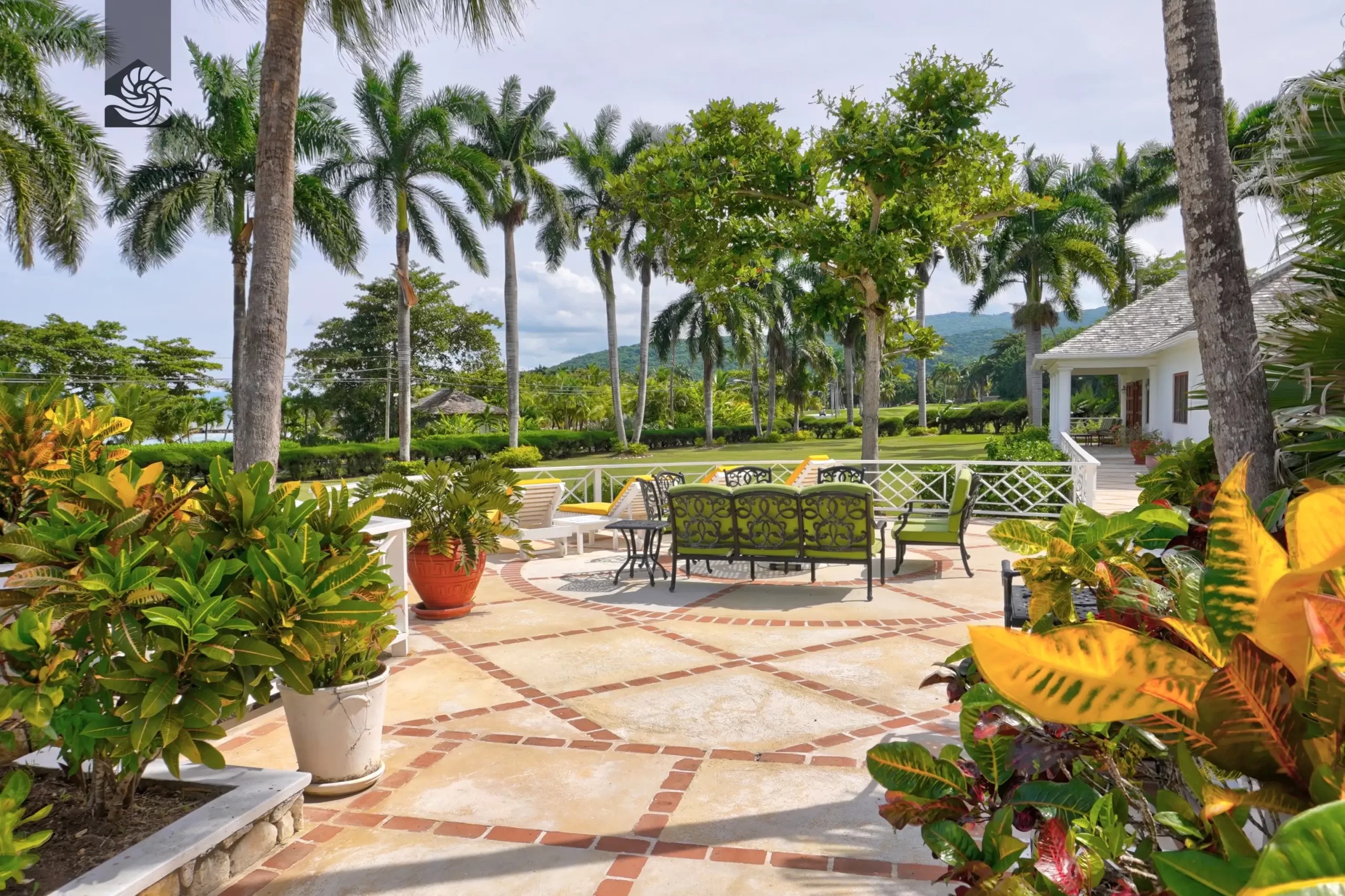 Tryall Real Estate Shoot Abstract Media