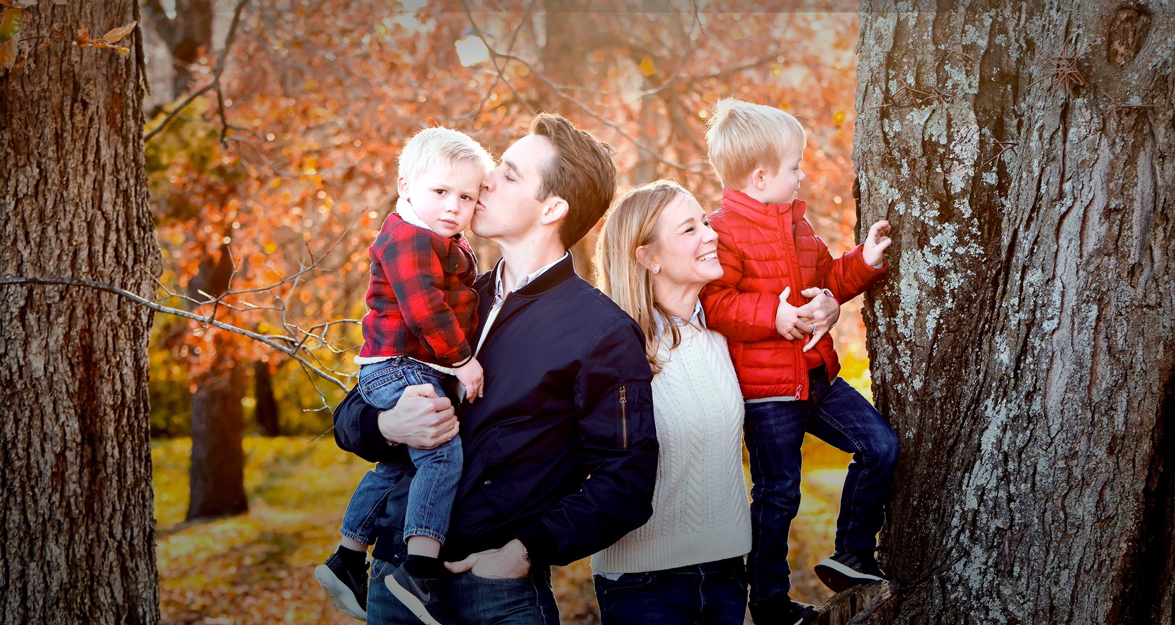 Josh Hawley Wife Erin Morrow Hawley Age, Wikipedia, Net Worth, Wedding(03)
