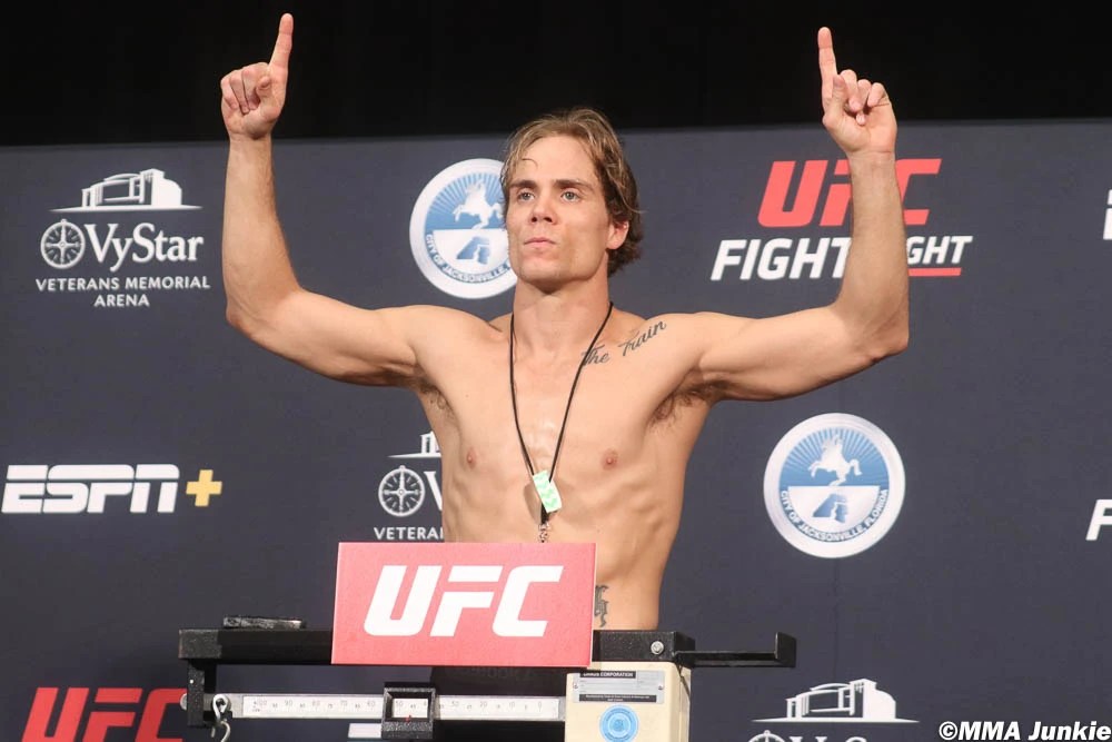 Nate Landwehr salary How much does Nate Landwehr make per fight? ABTC