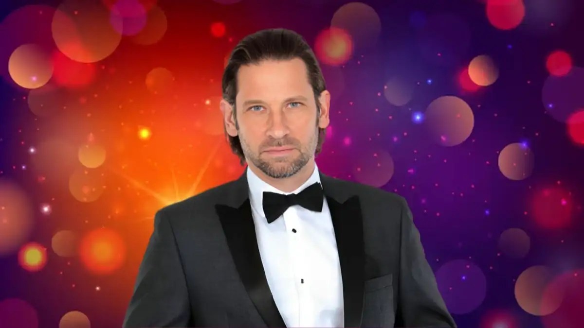 What did Roger Howarth play in? ABTC