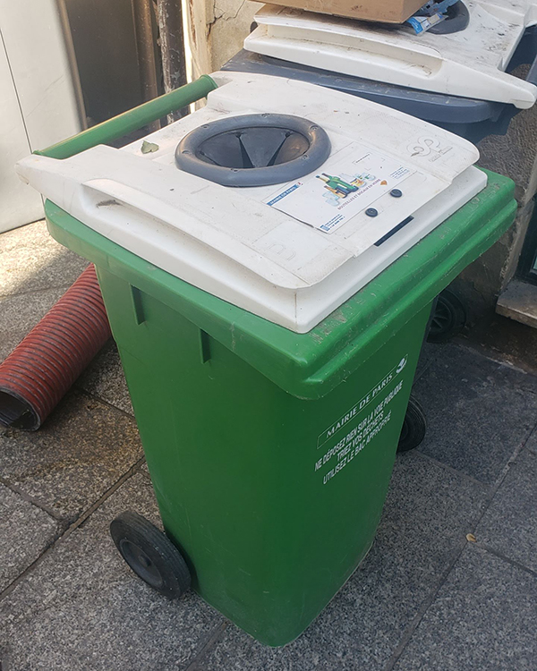 Understanding the color system of Paris’s trash bins A Buckeye in Paris