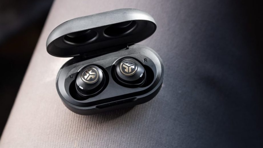 Why Are My JLab Earbuds Cutting Out? Troubleshooting Tips to Get Them