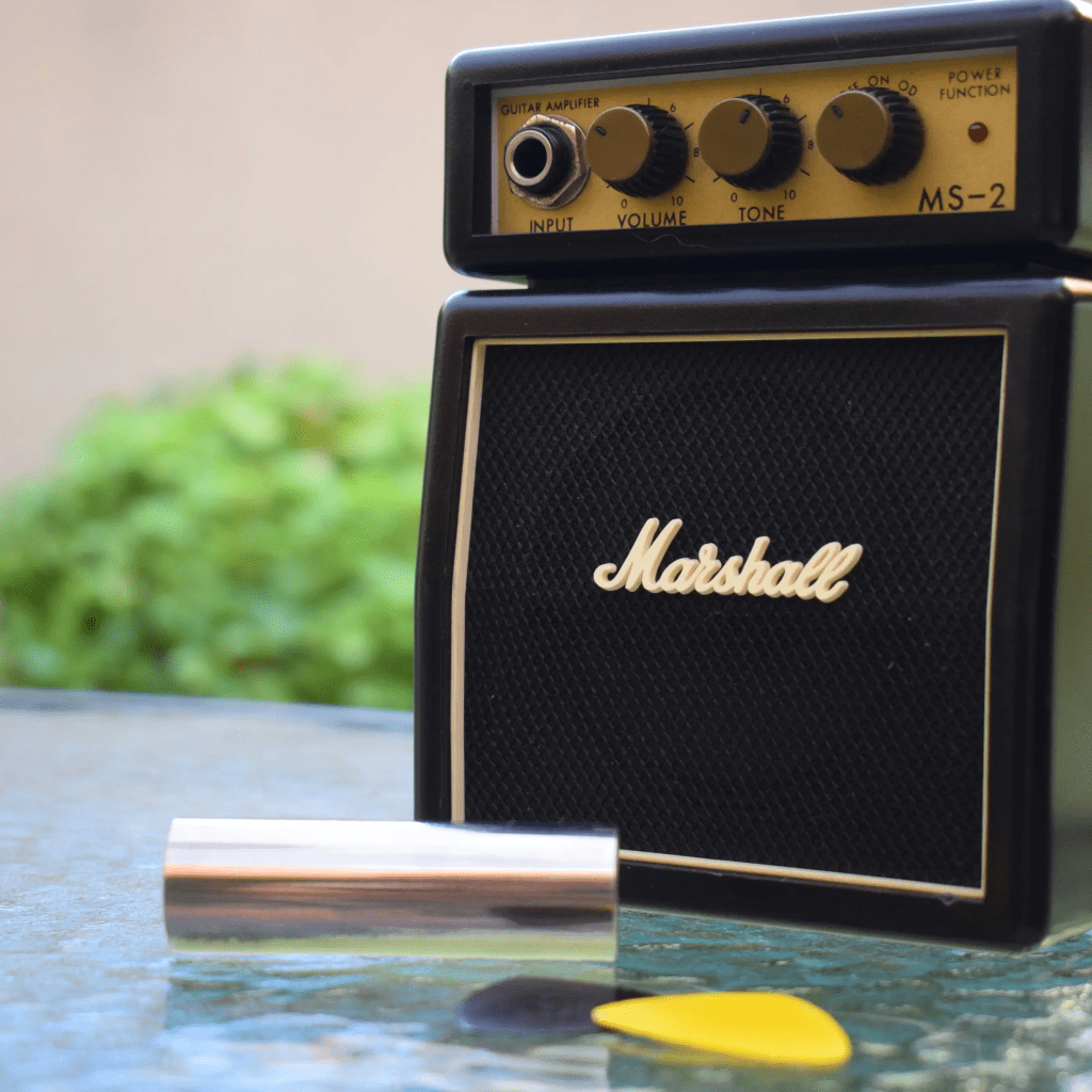 How Loud Should My Amp Be When I Record? A Clear Answer