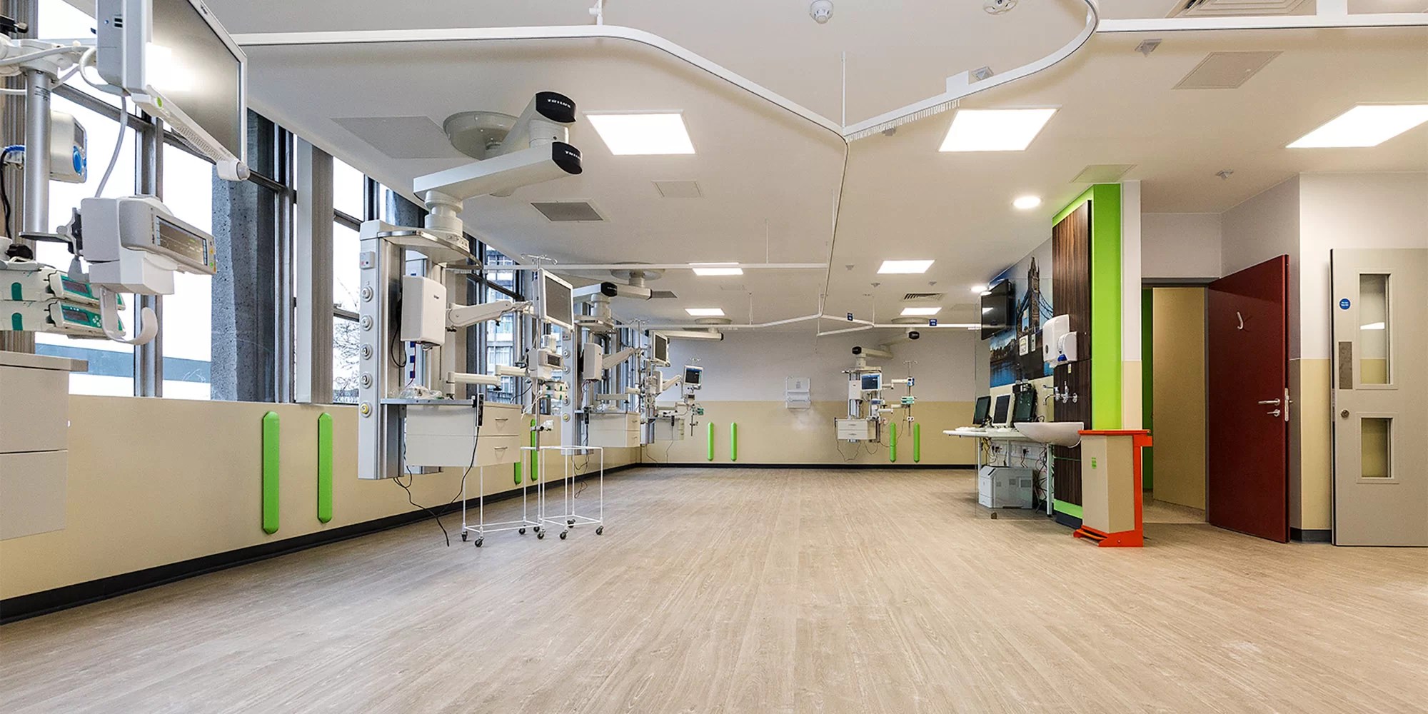 Northwick Park Hospital ICU, Harrow Alessandro Caruso Architects