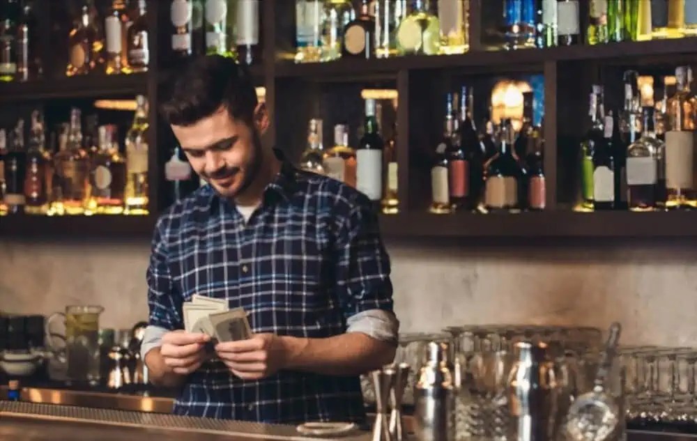 Do Bartenders Make Good Money in Tips? A Quick Guide