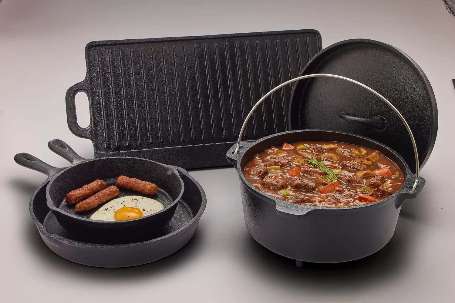 Outdoor Gourmet 5Piece CastIron Cookware Set Academy