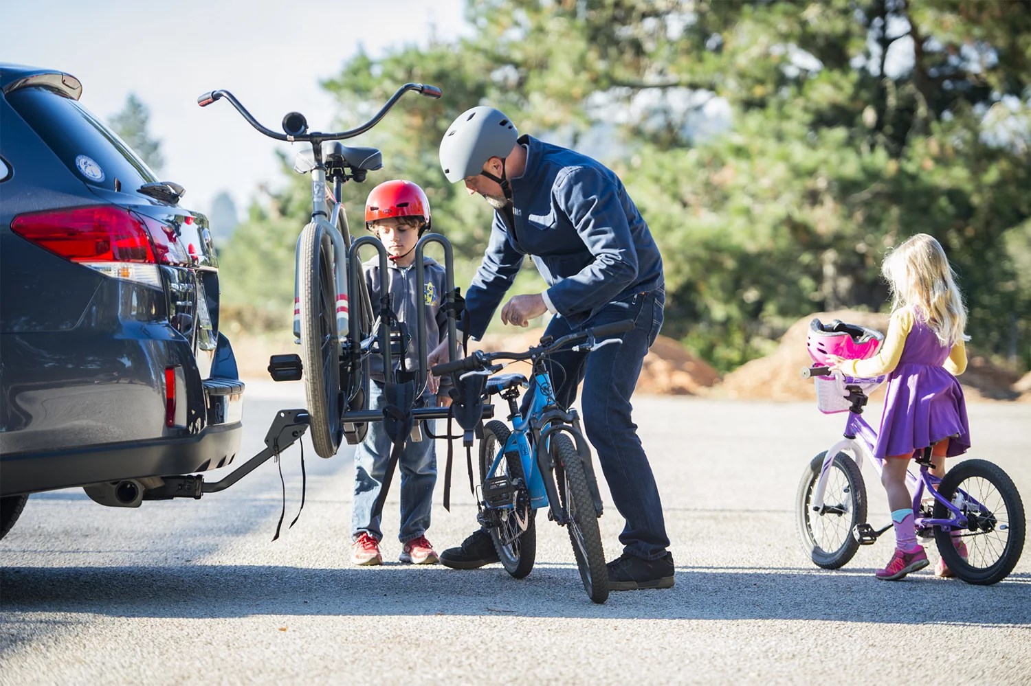 Bell RIGHT UP 350 3Bike Hitch Rack Academy