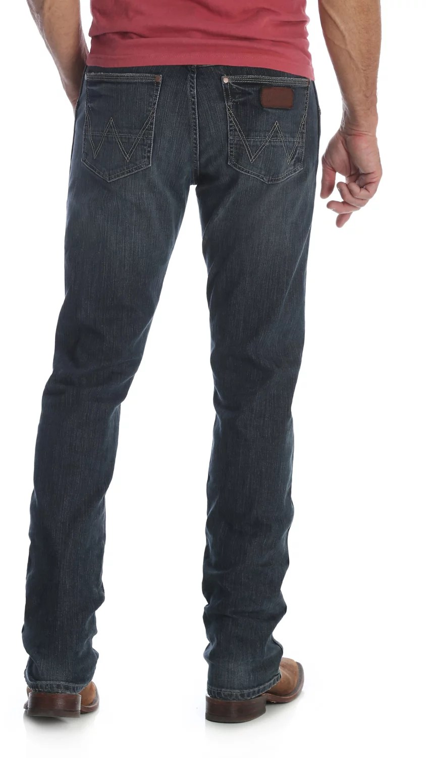 Wrangler Men's Retro Slim Fit Straight Leg Jeans Academy