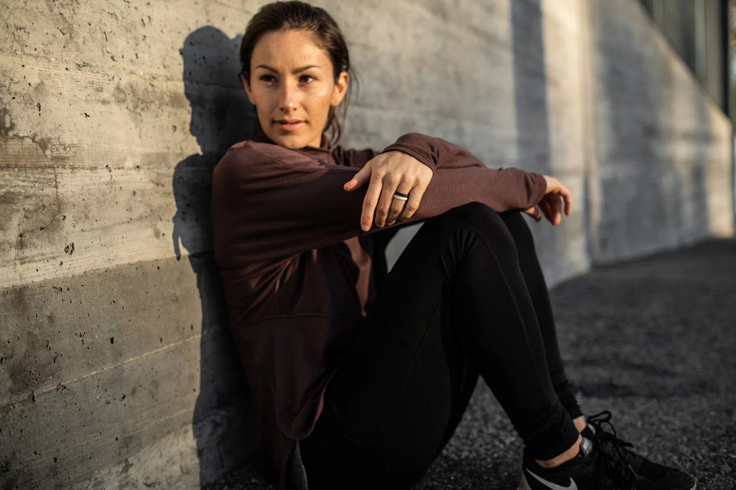 QALO Women's Stackable Silicone Wedding Ring Set Academy