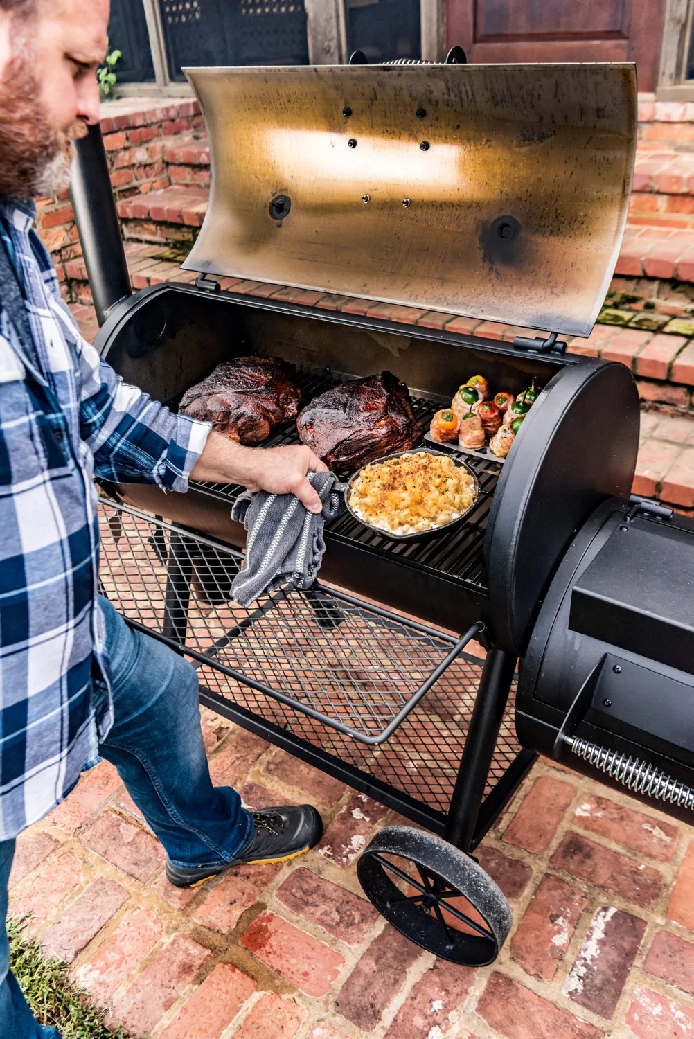 Oklahoma Joe's Hondo Offset Smoker | Academy