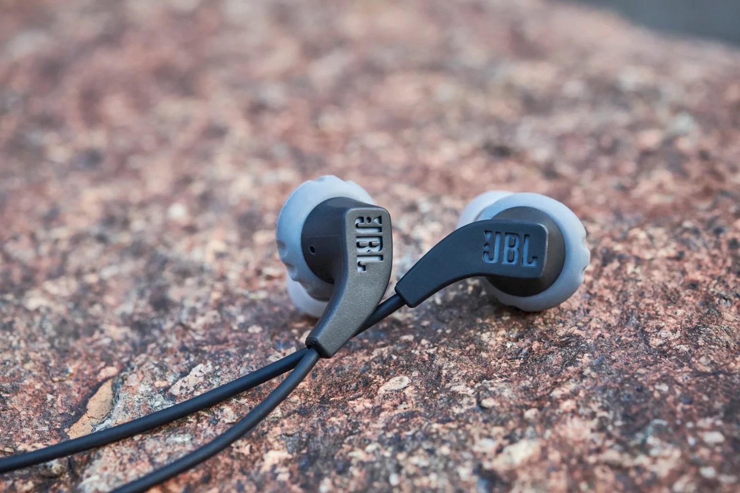 JBL Endurance Run IPX5 Earbuds Academy