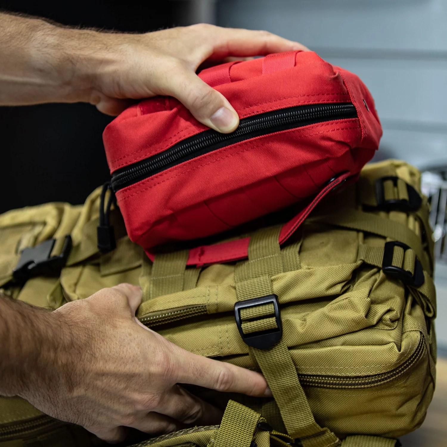 Life Gear 116 Piece Tactical Survival Kit Academy