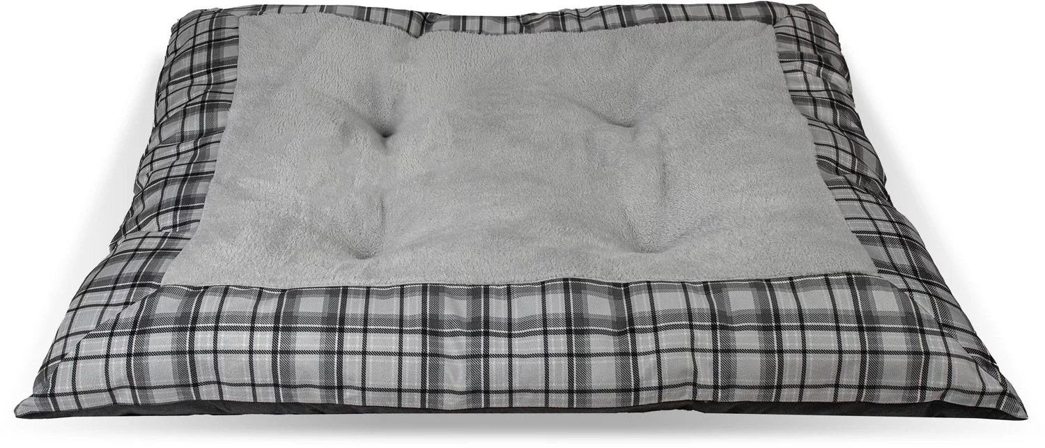 Cozy Pet Tufted Plaid Pet Bed Academy