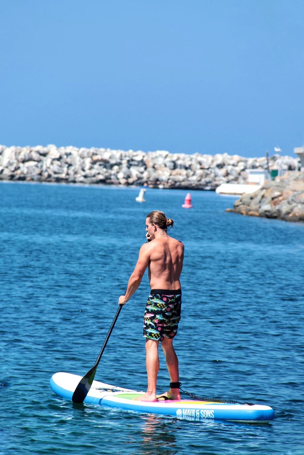 Maui and Sons Elemental Inflatable StandUp Paddleboard Academy