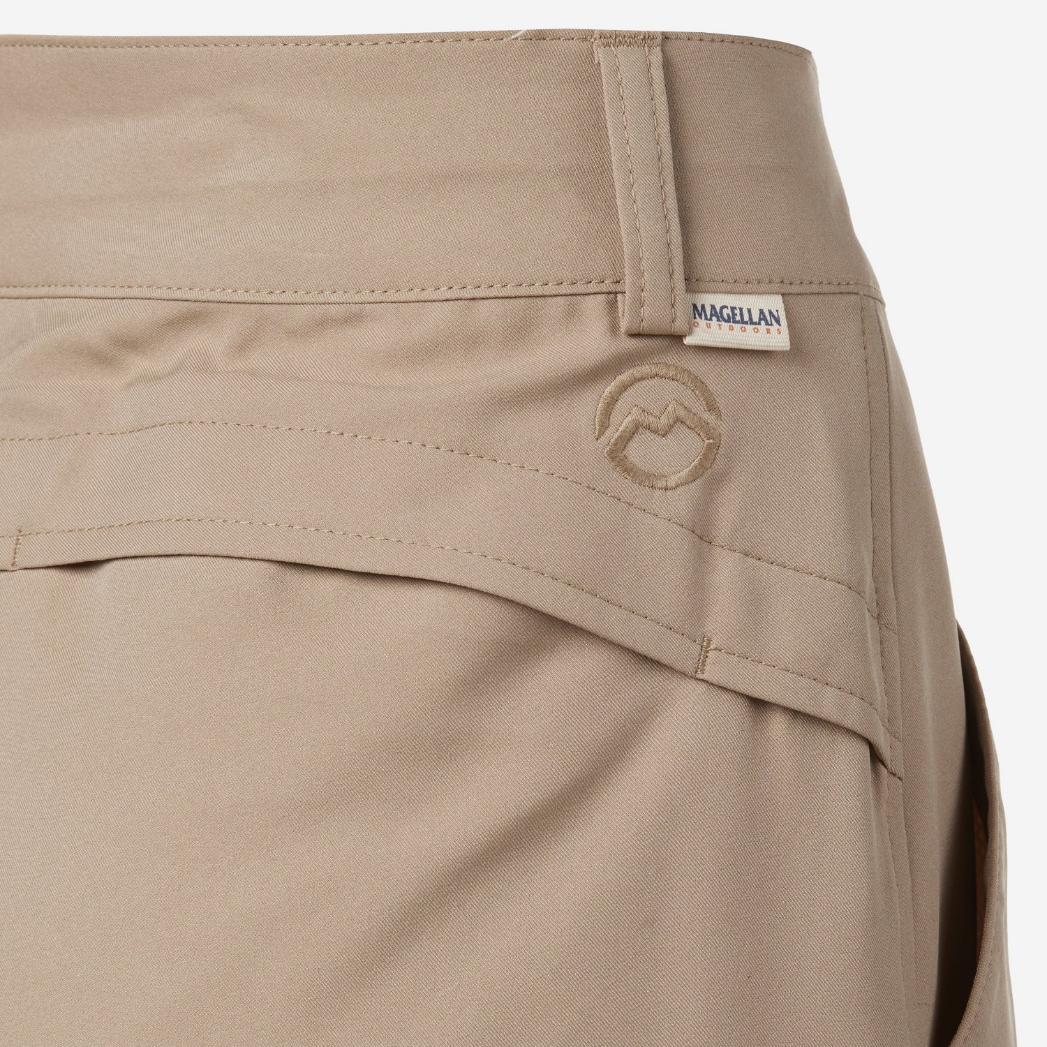 Magellan Outdoors Women's Falcon Lake Bermuda Shorts Academy