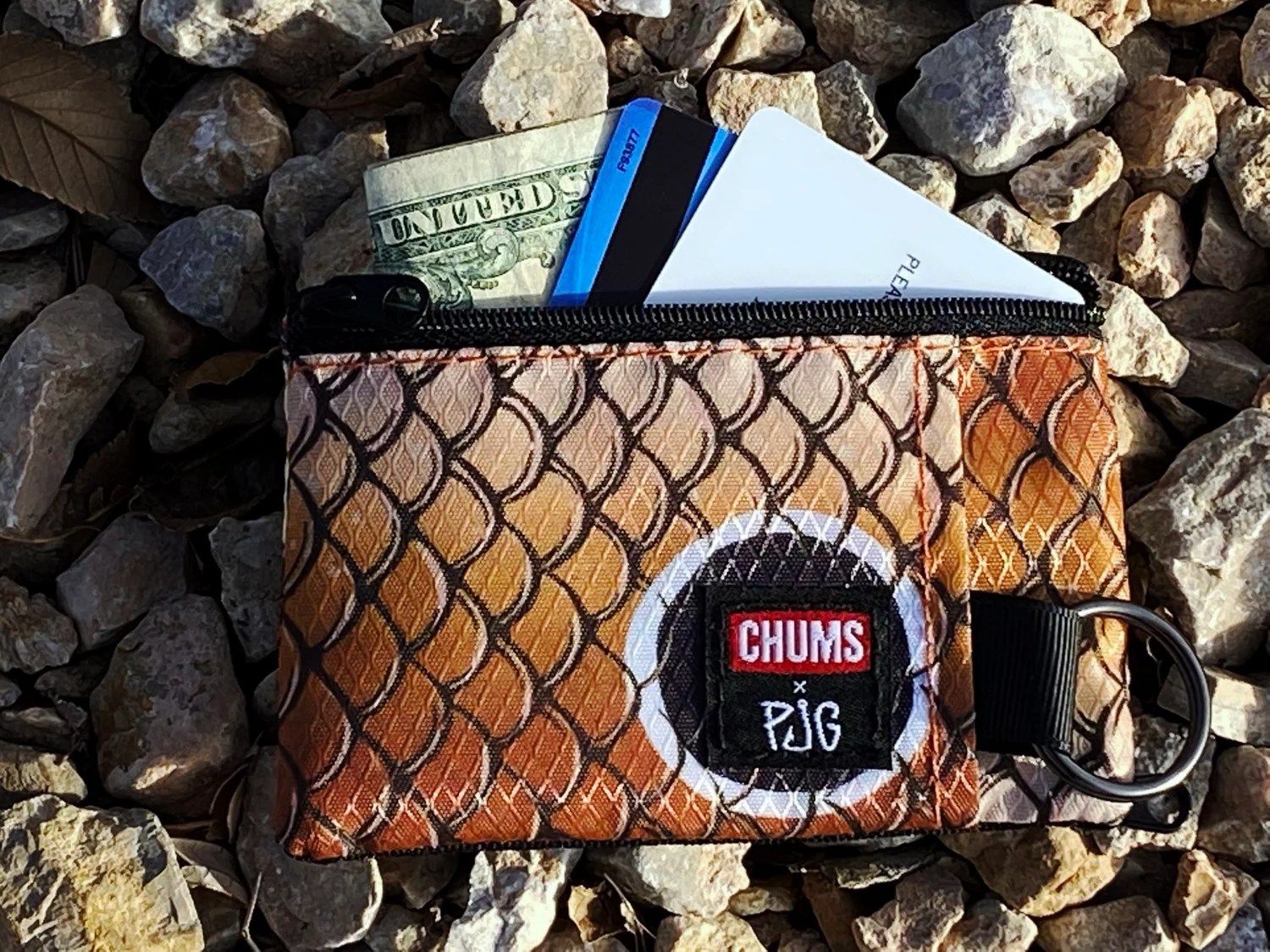 Chums Surfshorts Peter James Glenn Wallet Academy