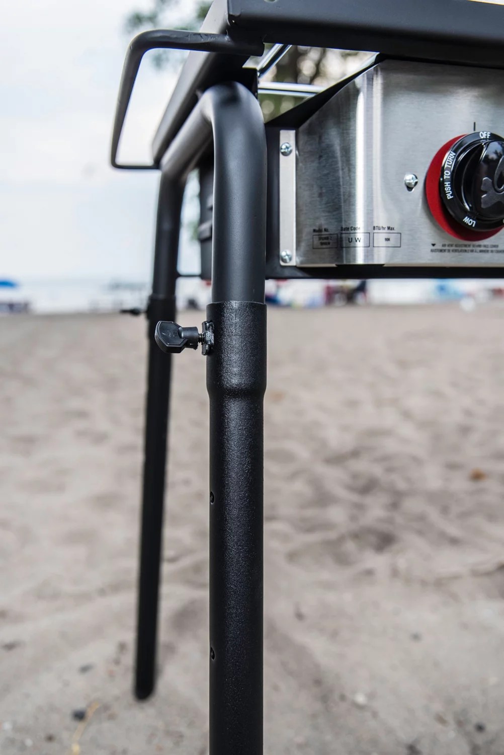 Camp Chef Big Gas Grill 3Burner Cooking System with 16 in x 24 in