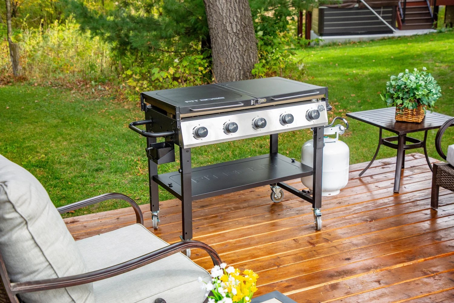 Pit Boss 5 Burner Deluxe Gas Griddle Academy