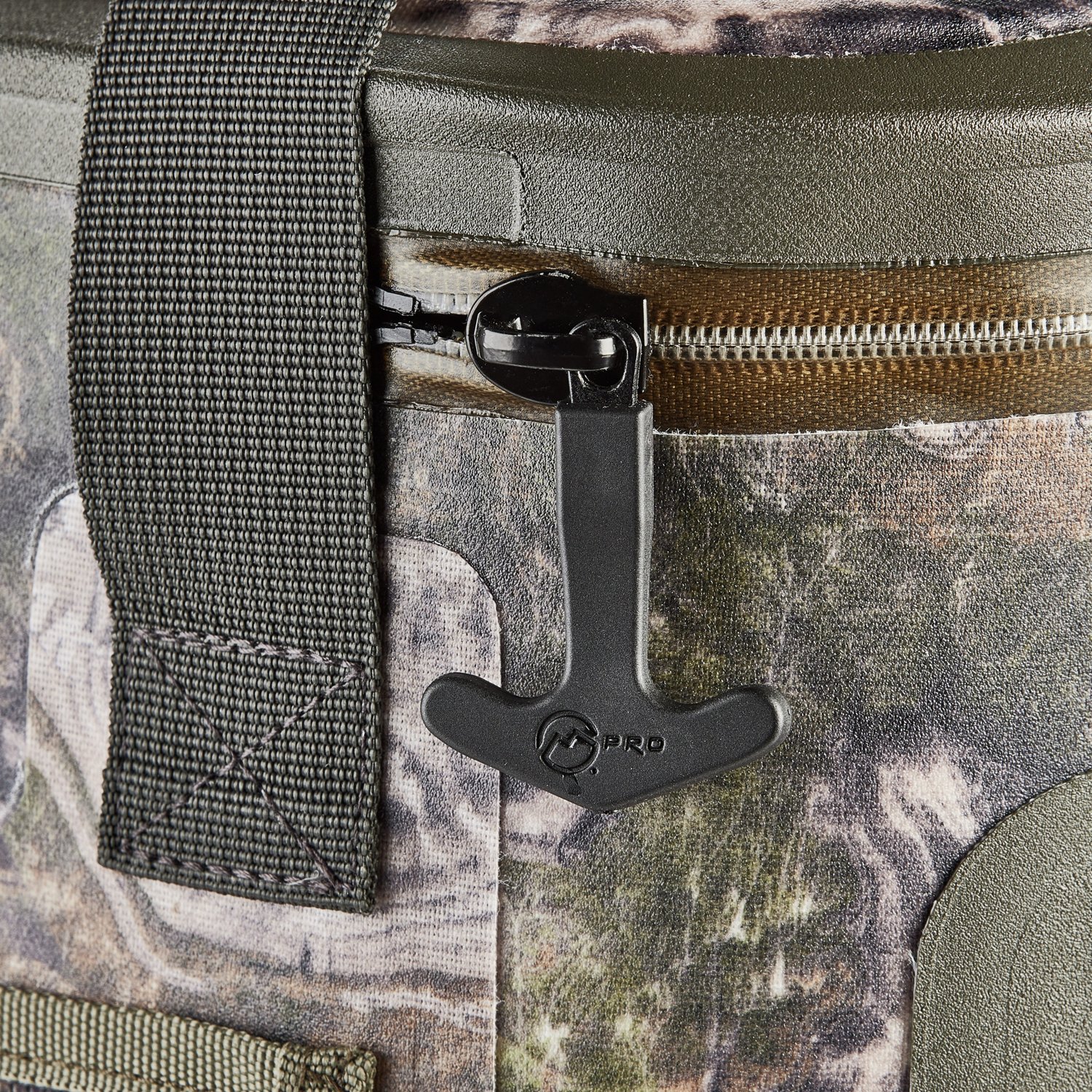 Magellan Outdoors Leakproof Camo 24Can Square Cooler Academy