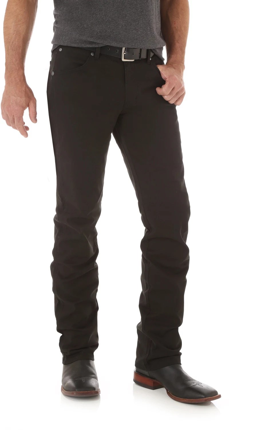 Wrangler Men’s Retro Slim Fit Straight Leg Jeans Academy