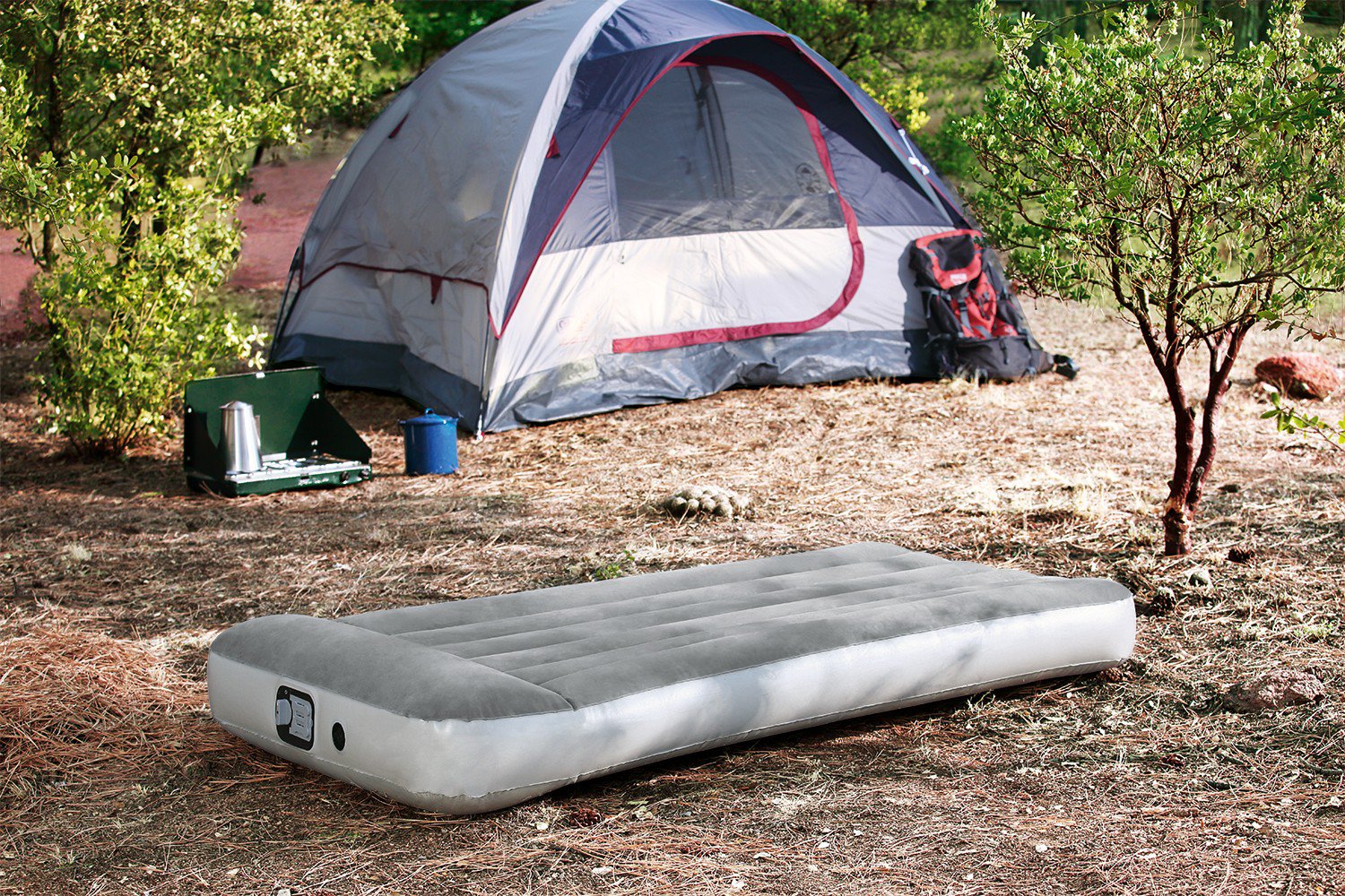 Magellan Outdoors Aeroluxe Twin Airbed Academy