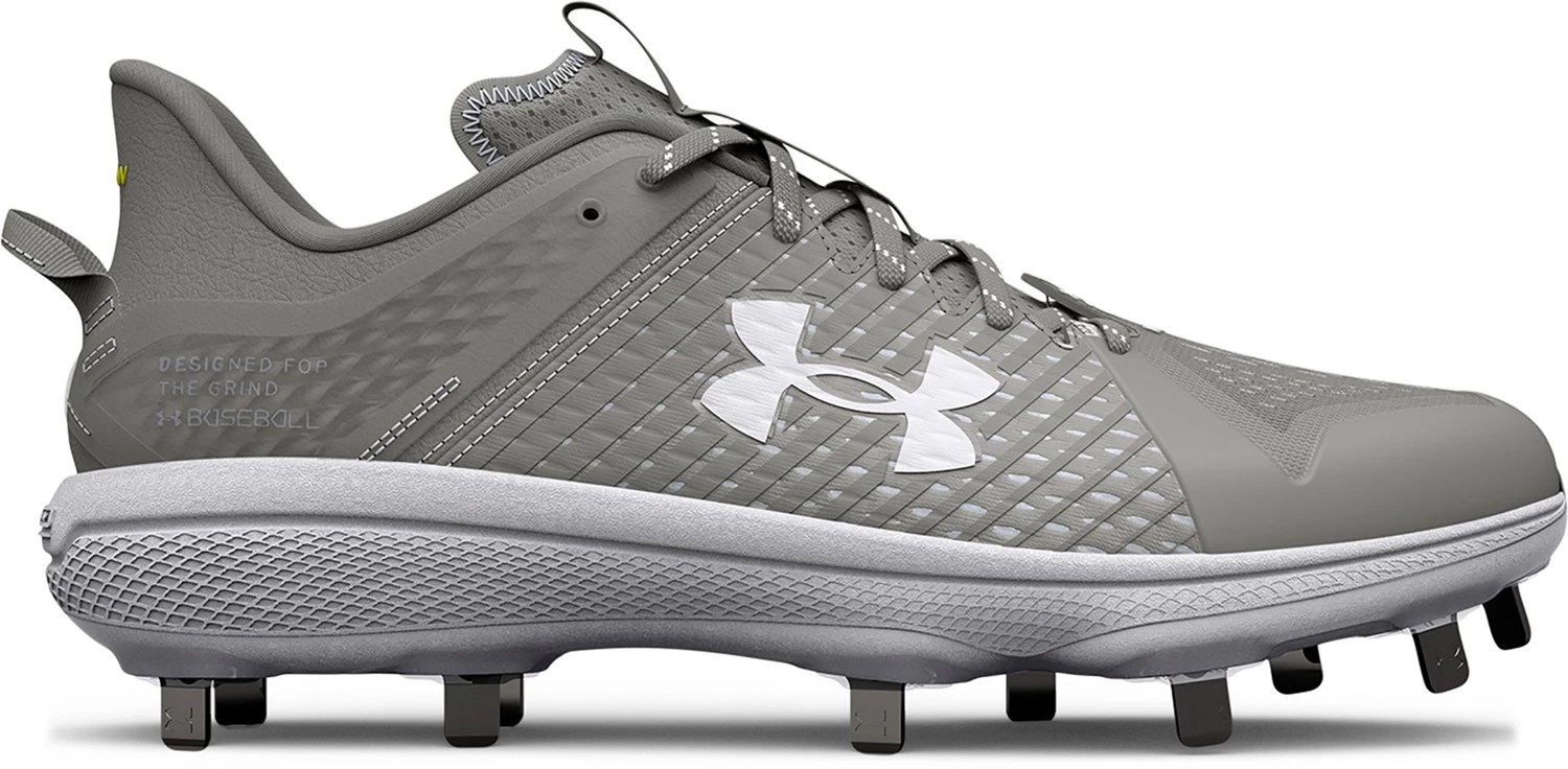 Under Armour Men’s Yard Low MT Baseball Cleats Academy