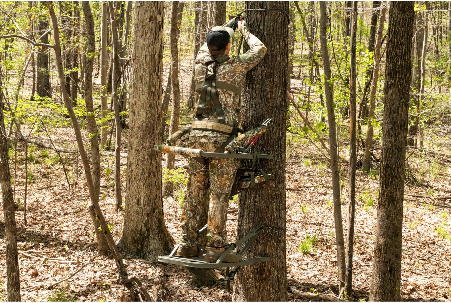 Summit Goliath SD Climber Realtree Edge Treestand Academy