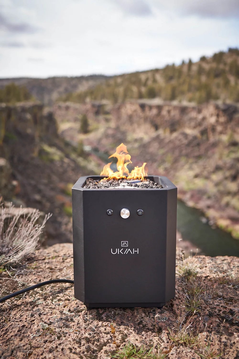 Ukiah Deluxe Beat to Music Fire Pit Academy