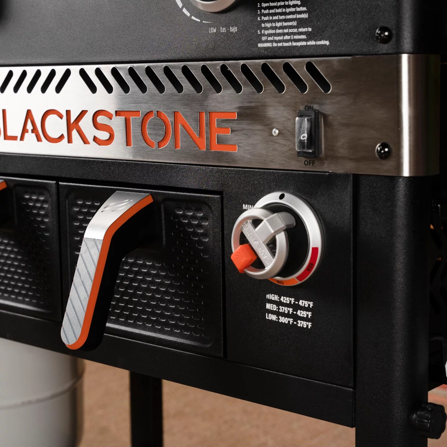 Blackstone 28 in Griddle Station and Air Fryer Combo with Hood Academy