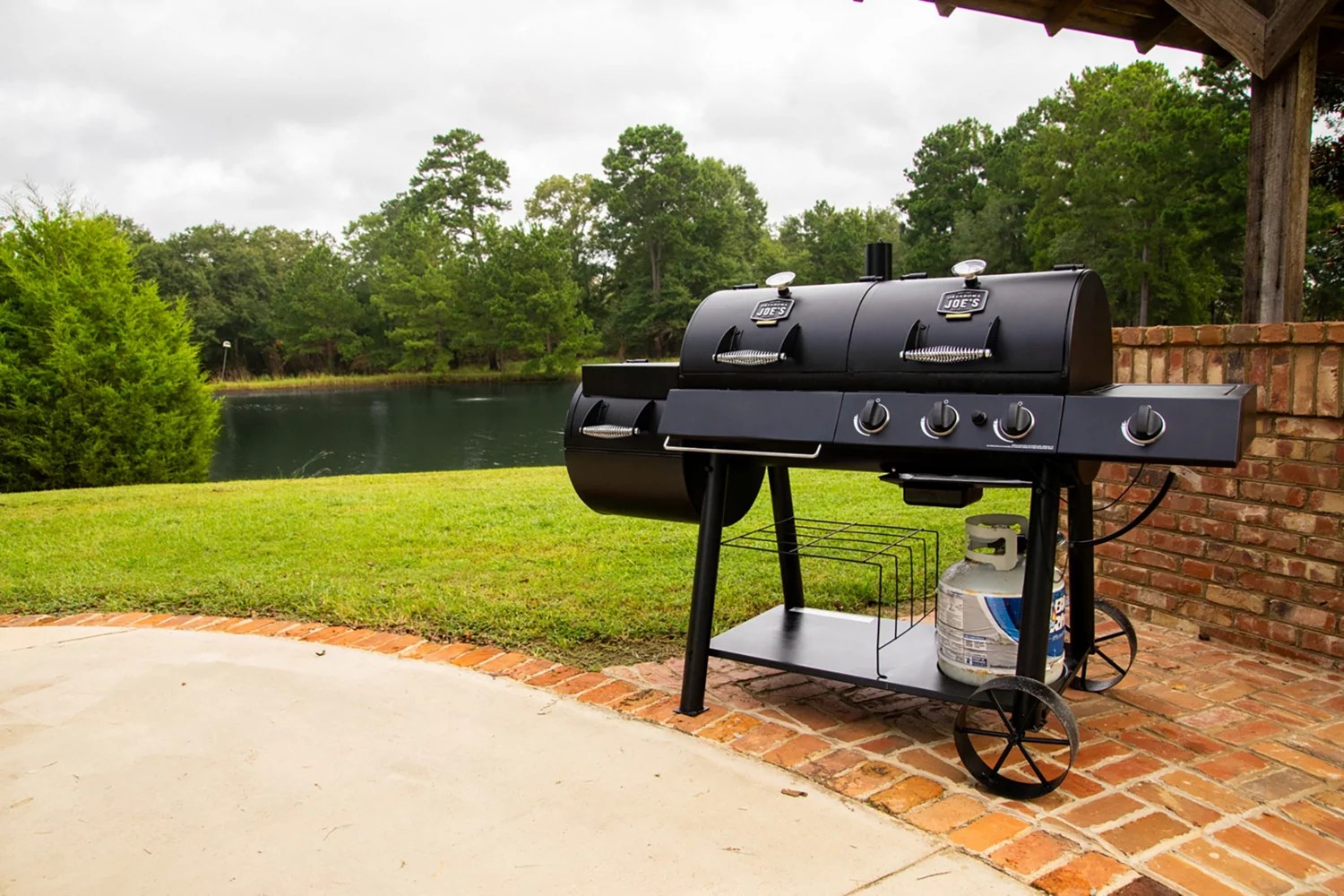 Oklahoma Joe's Longhorn Combo Grill and Smoker | Academy