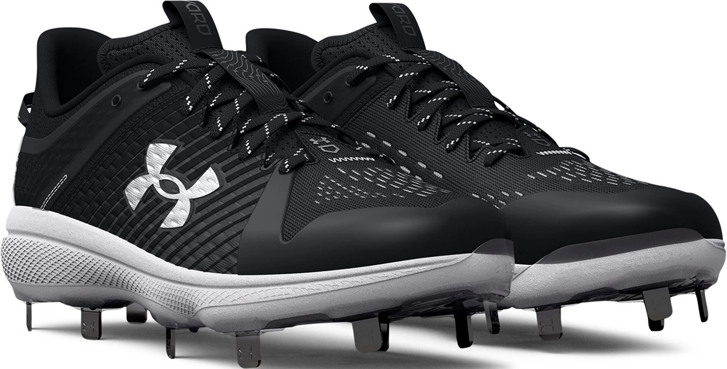 Under Armour Men’s Yard Low MT Baseball Cleats Academy