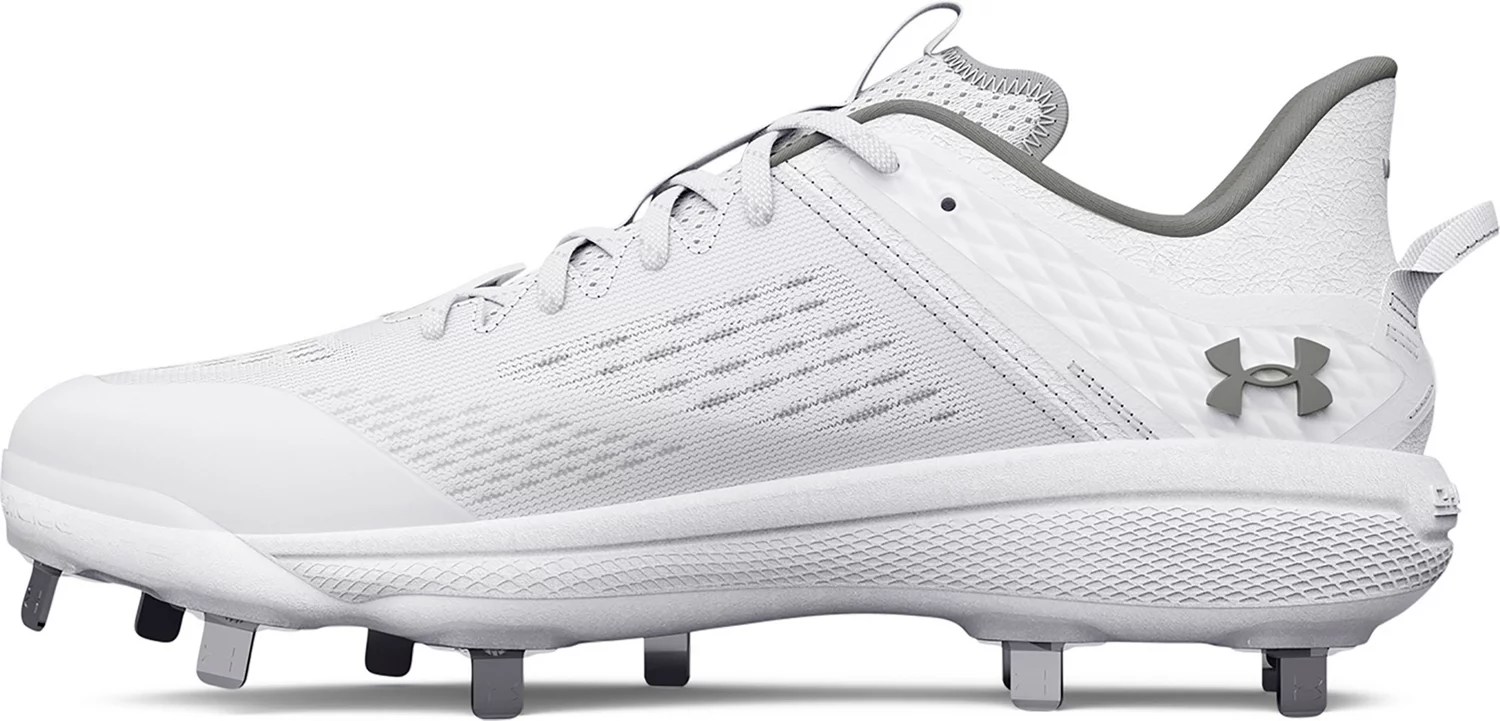 Under Armour Men’s Yard Low MT Baseball Cleats Academy