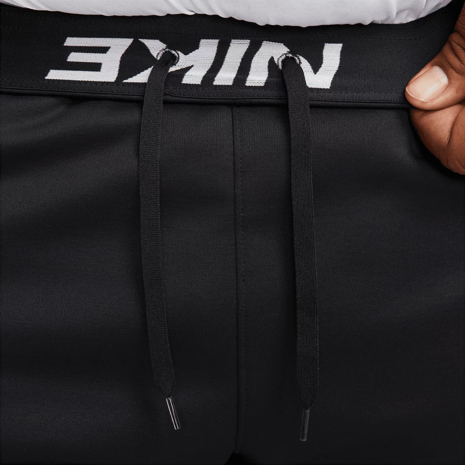 Nike Men’s ThermaFIT Training Sweatpants Academy