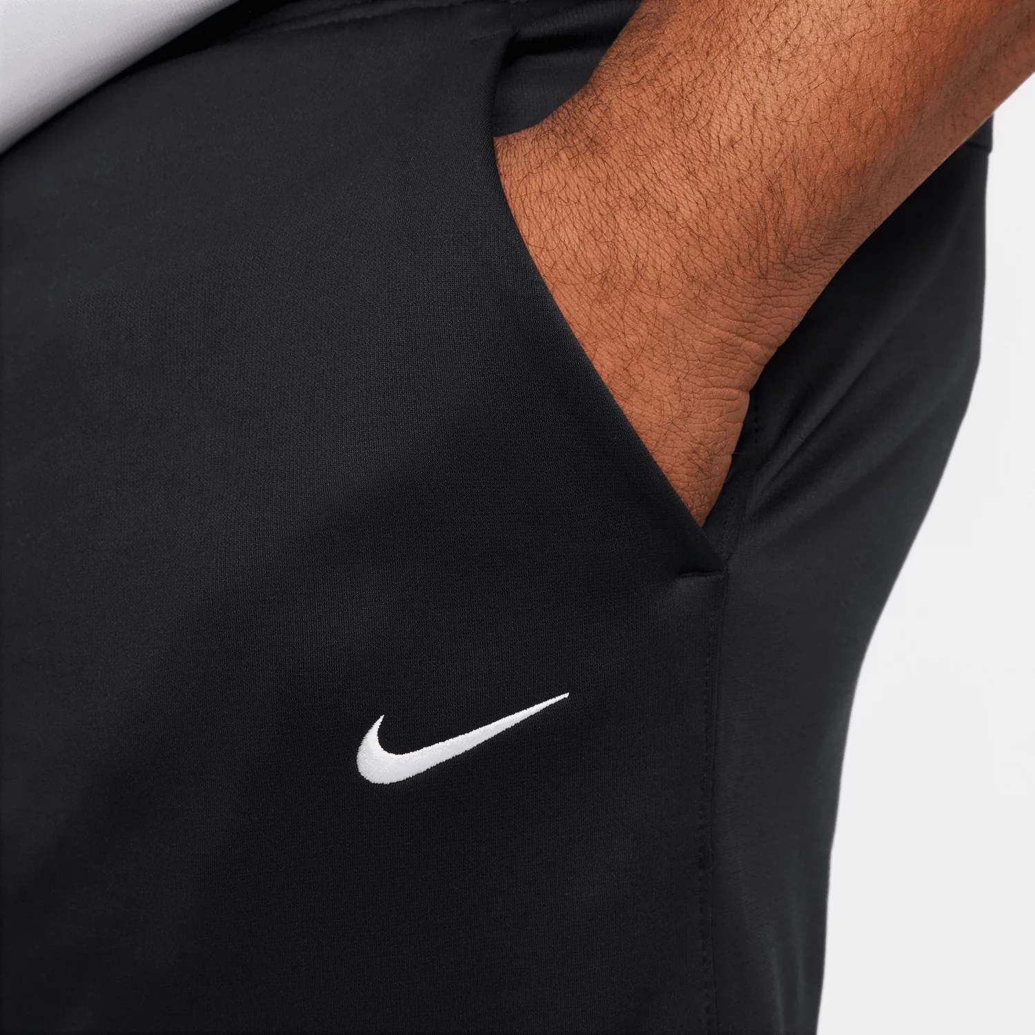 Nike Men’s ThermaFIT Training Sweatpants Academy