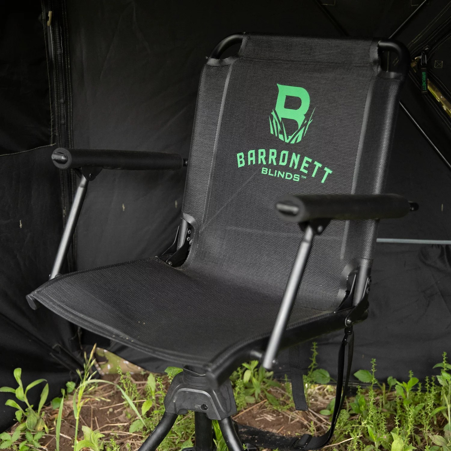 Blinds Deluxe Swivel Hunting Chair Academy