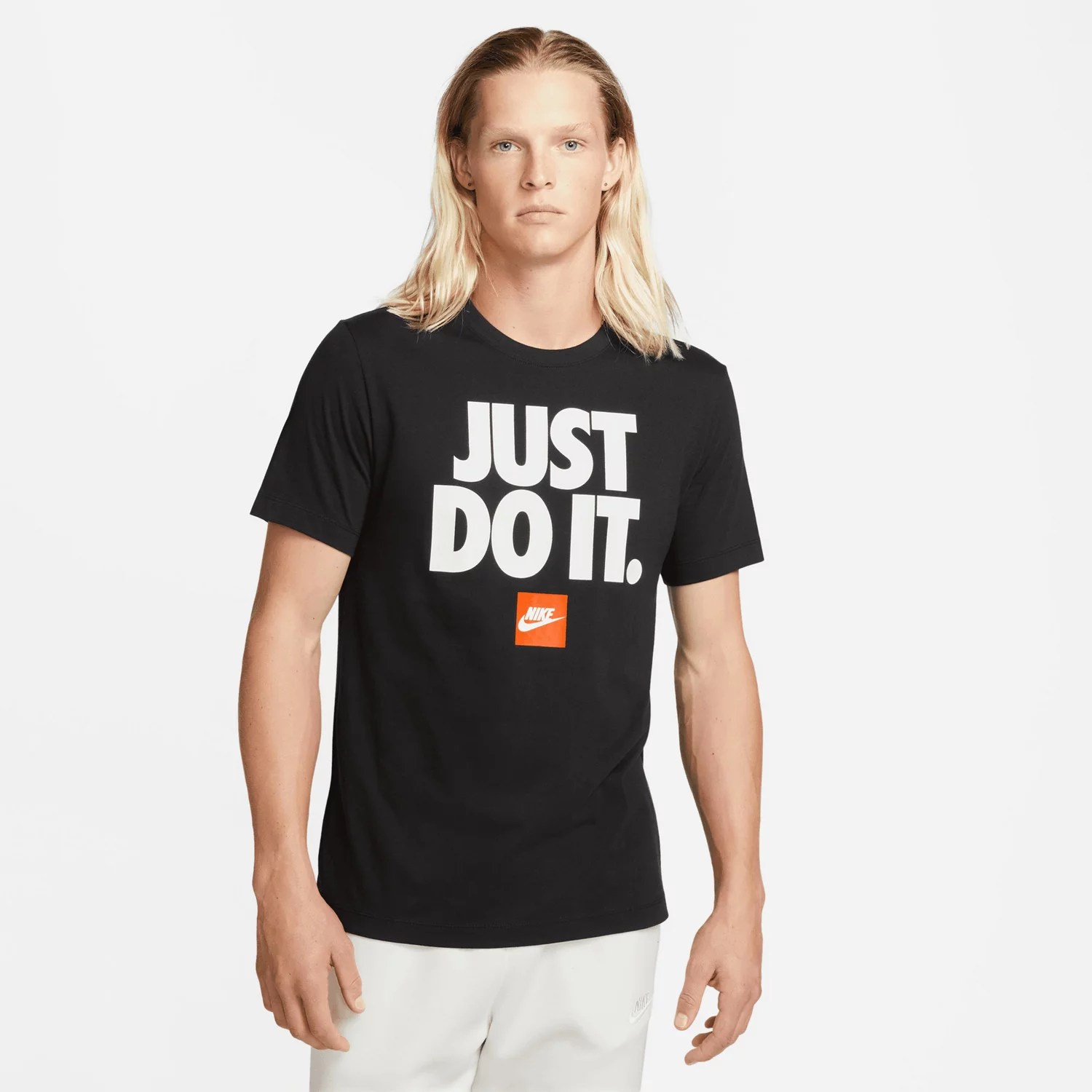 Nike Men's Sportswear Just Do It Tshirt Academy